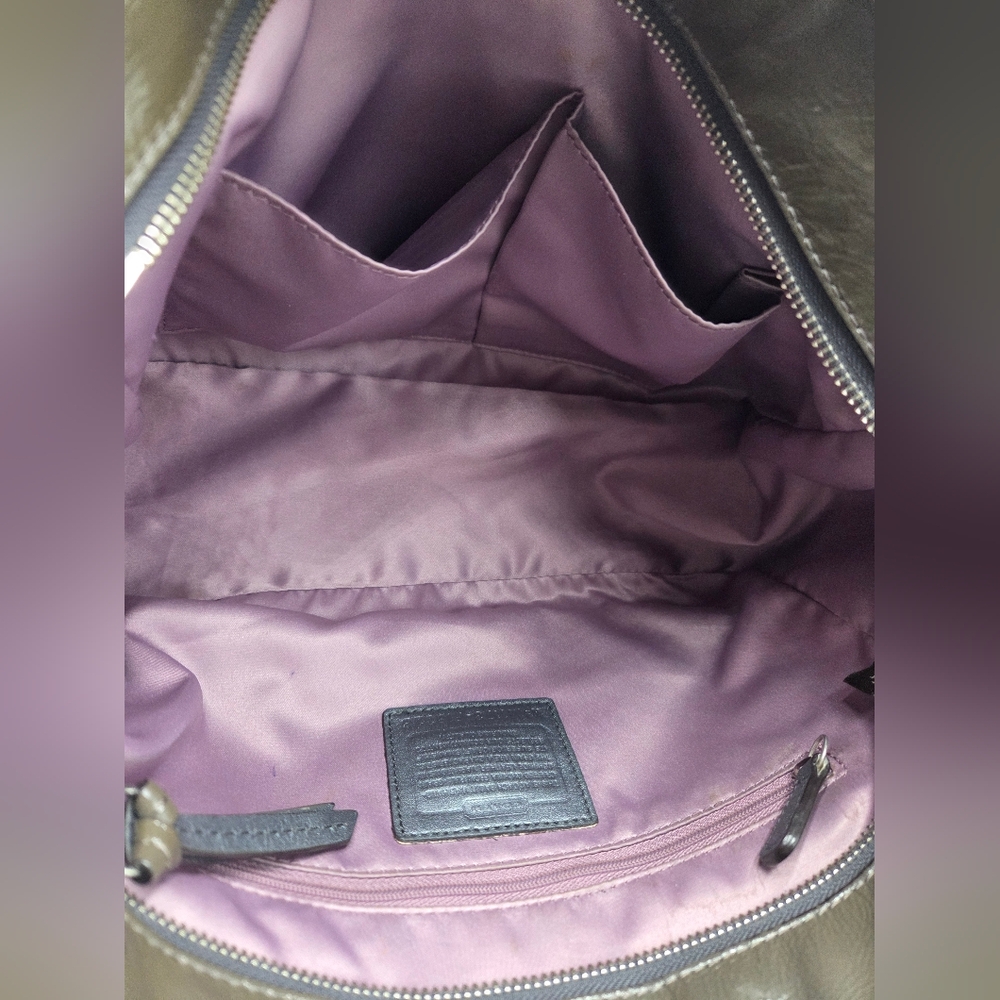 Coach Gallery Patent Leather - Picture 7 of 9